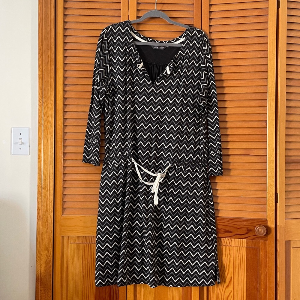 North face dress, xl